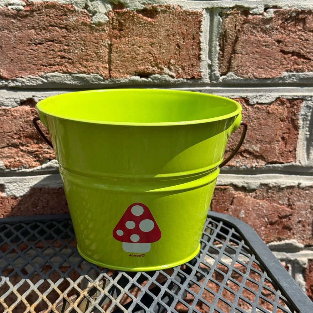 Janod Green Metal Mushroom Kids Garden Bucket NWT NEW